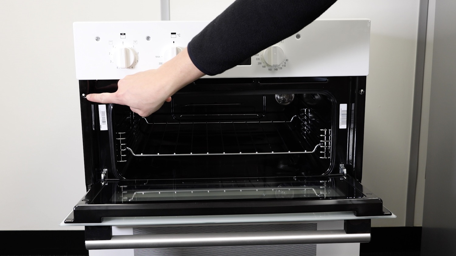 Access oven